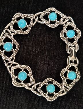 Sarah Coventry "Blue Lady" Bracelet